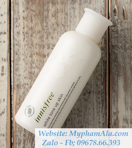 innisfree-white-tone-up-skin-1_result