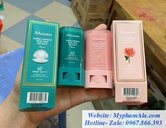 Kem-chong-nang-JM-solution-sun-stick-SPF 50+-699x537
