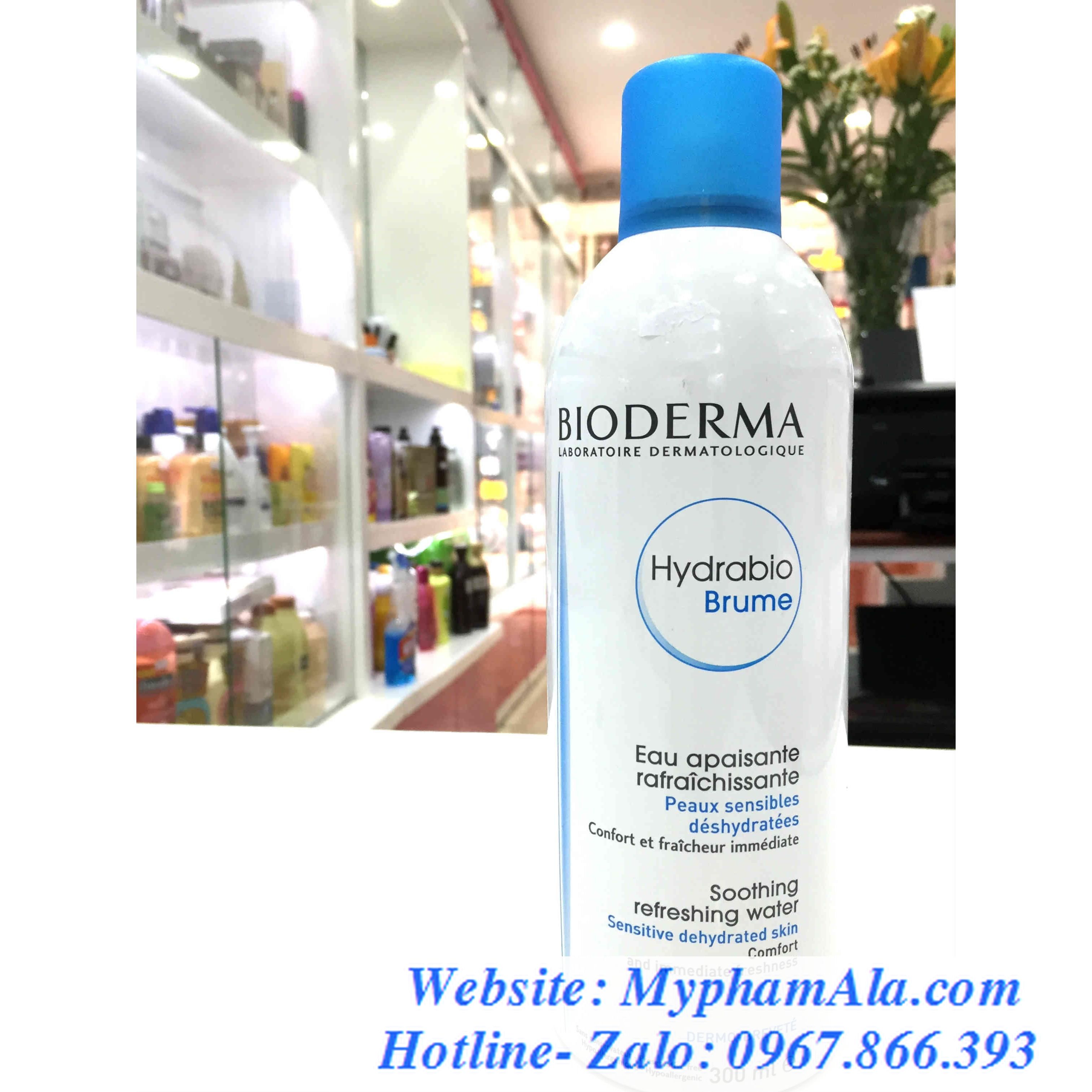 xit-khoang-cho-da-nhay-cam-bioderma-hydrabio-brume-300ml