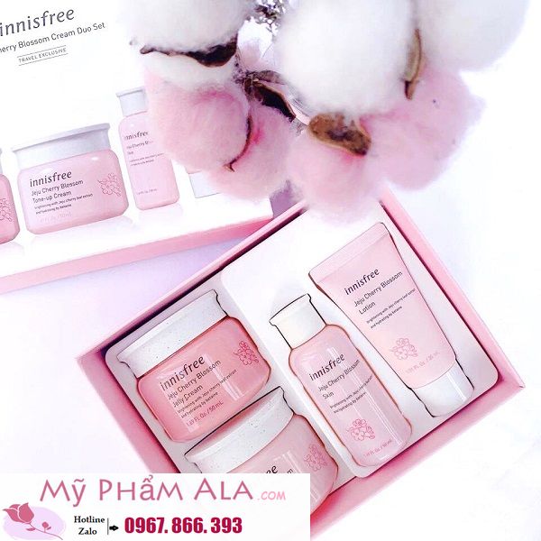 bo-san-pham-innisfree-jeju-cherry-blossom-4in1